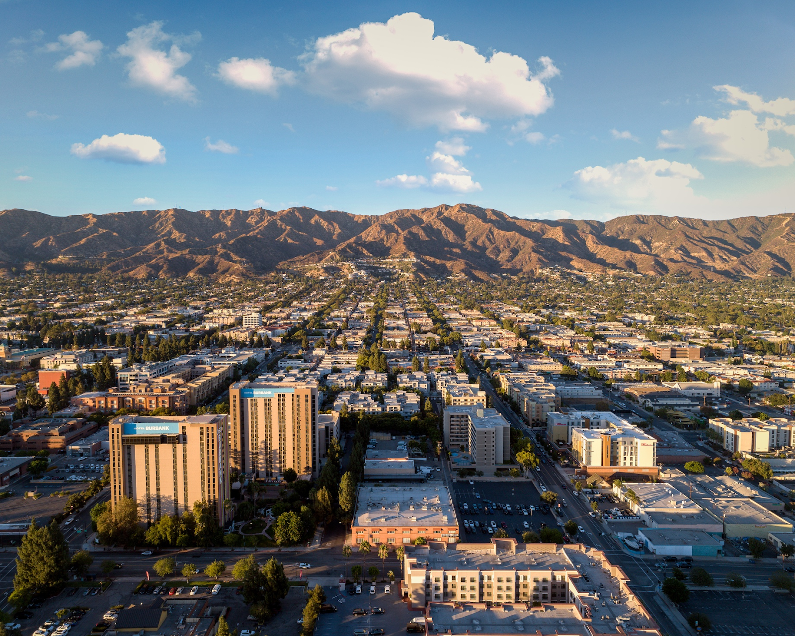 About Burbank Mid Term Rental Management